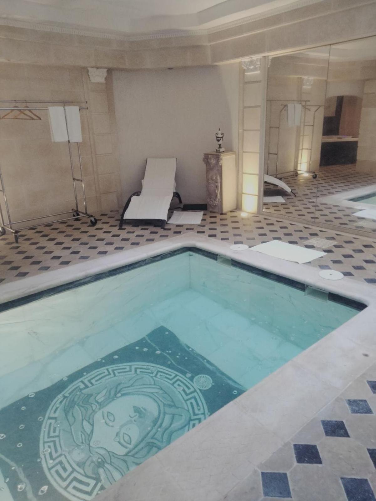 מלון לה מאנש Palazzo Di Acqua מראה חיצוני תמונה