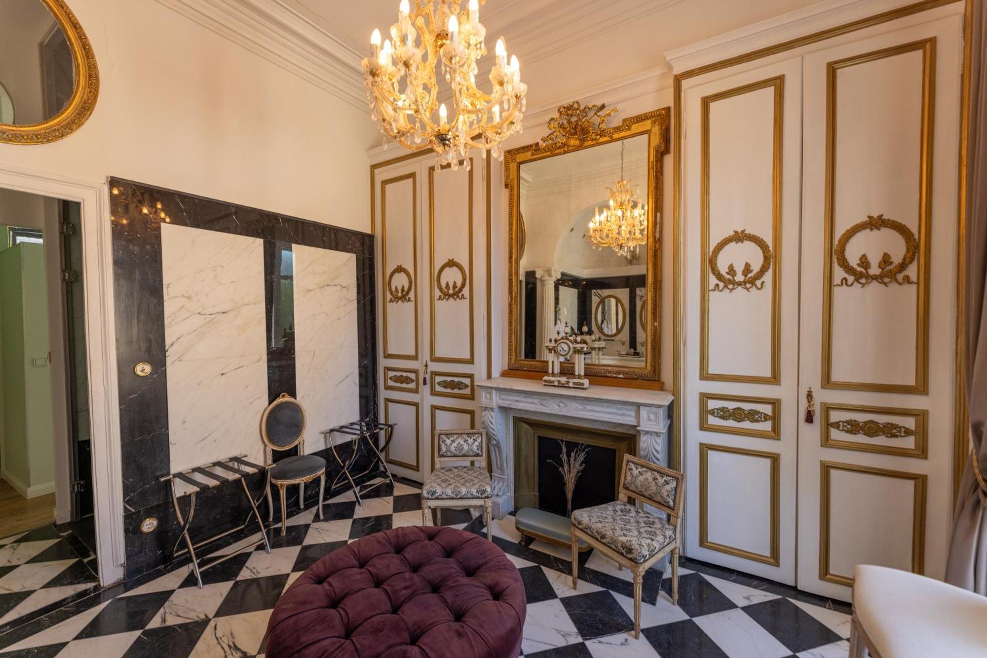 מלון לה מאנש Palazzo Di Acqua מראה חיצוני תמונה
