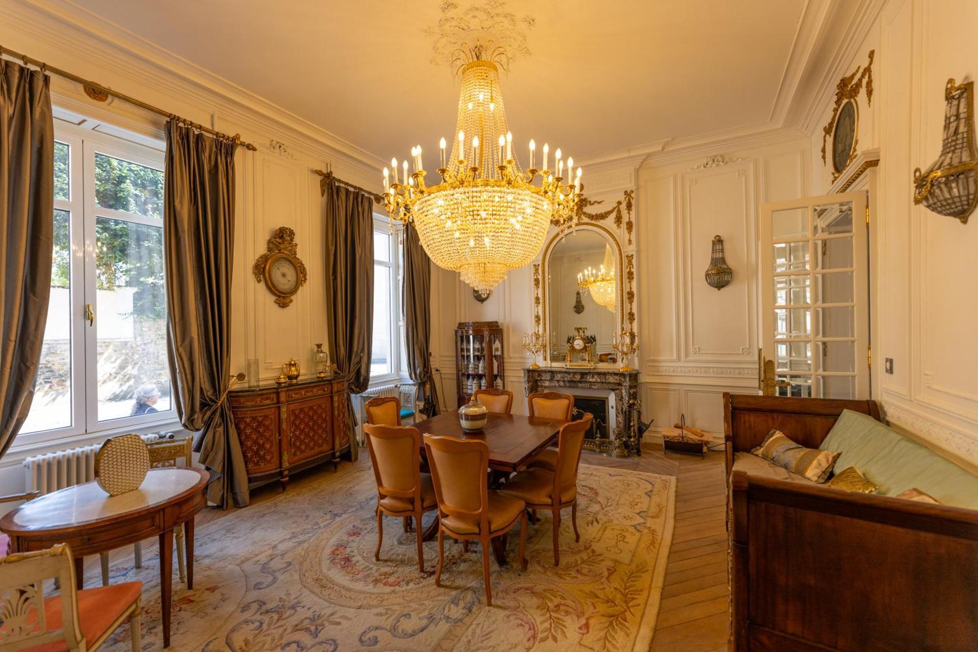 מלון לה מאנש Palazzo Di Acqua מראה חיצוני תמונה